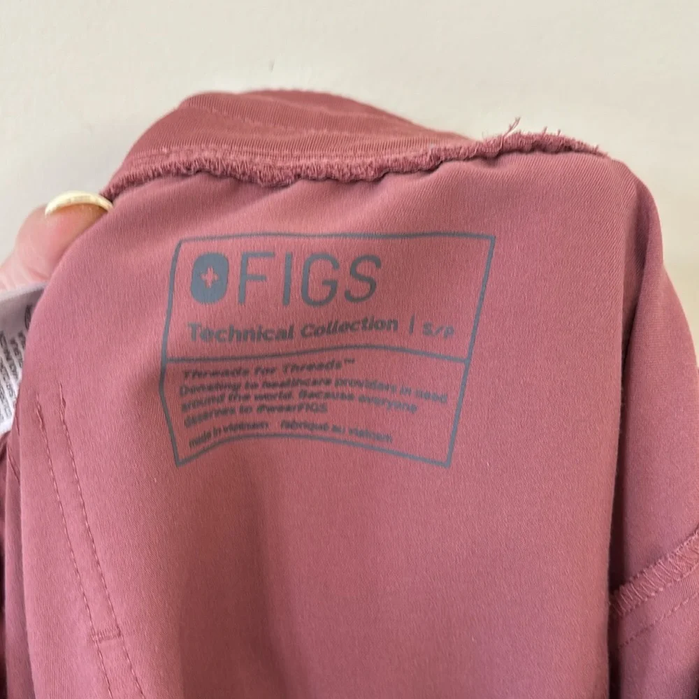 FIGS Zamora High Waisted Jogger Scrub Pant Mauve Size Small Petite - Picture 12 of 13